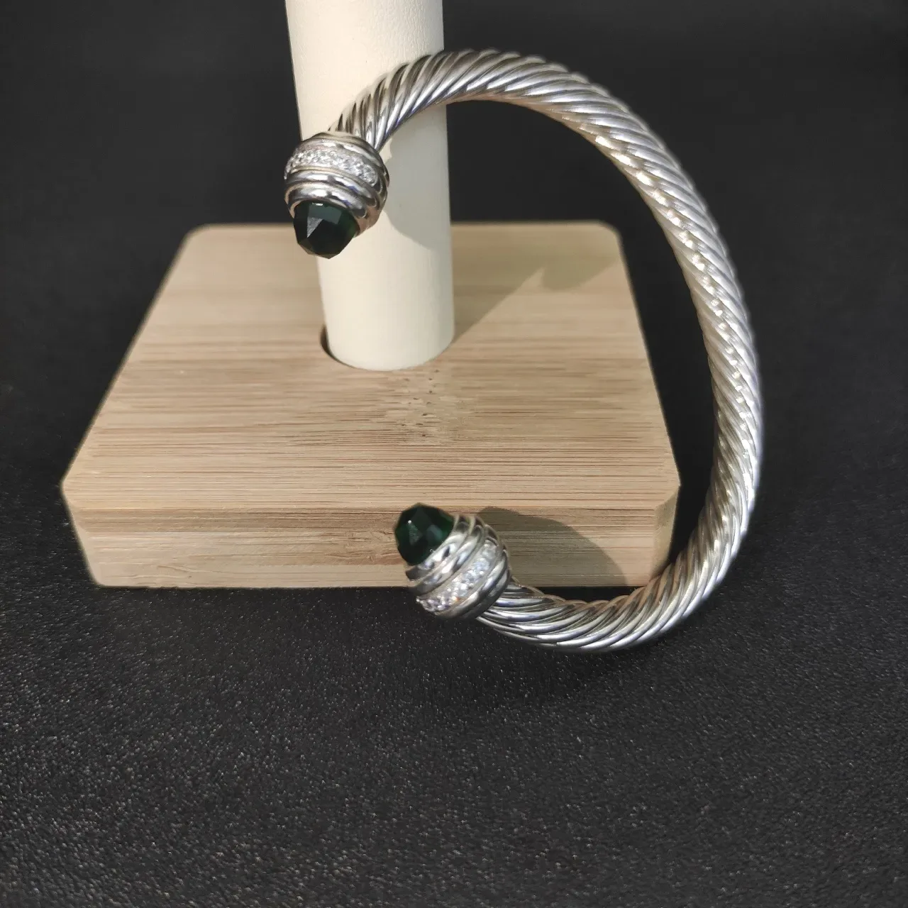 Silver Green Twisted Cable Faceted Stone Terminals Bracelet 7