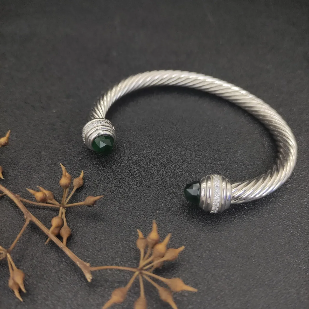 Silver Green Twisted Cable Faceted Stone Terminals Bracelet 8