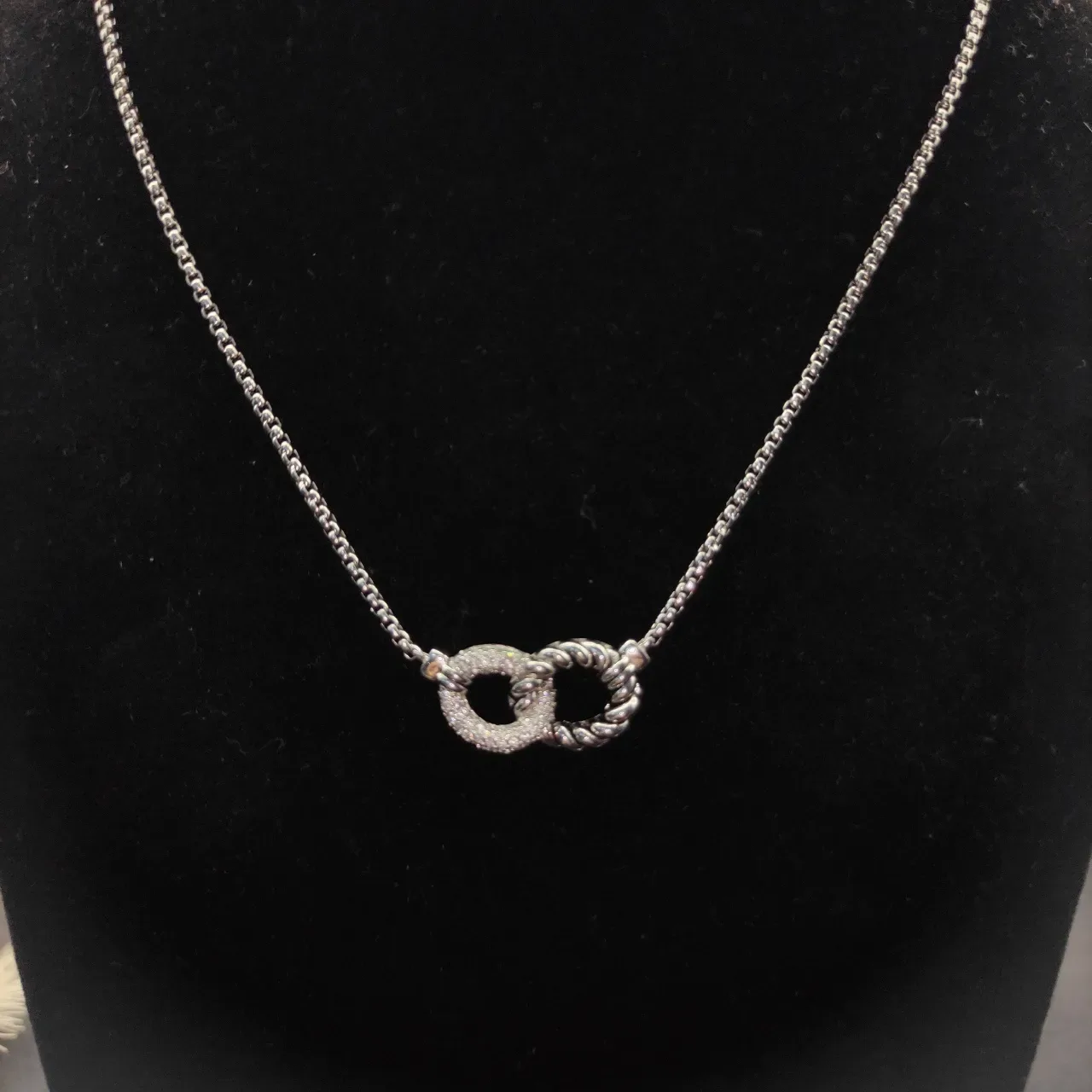 Silver Interlocking Double-Ring Pavé Pendant Necklace 5