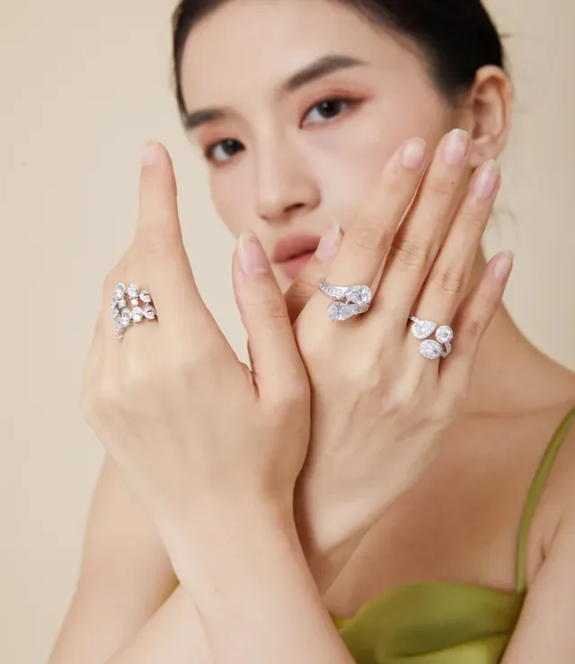 Silver Pear-Cut Twin-Stone Split Shank Ring 2