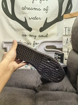 upper فضي أبيض معدني بطانة مثقوبة Mary Jane Shoes 4