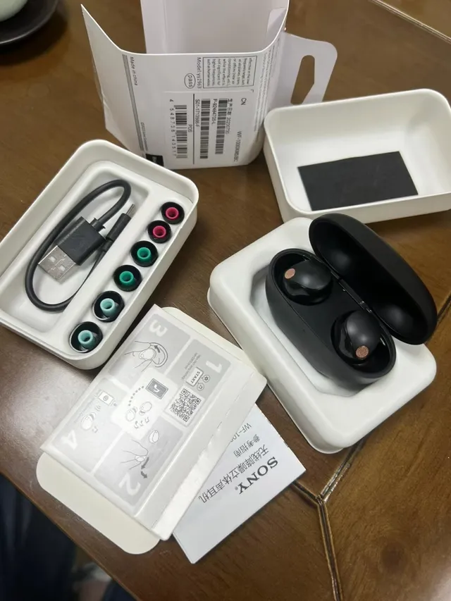 Sony WF-1000XM5 Blanco Gris Compacto Acabado Mate TWS Auriculares 3