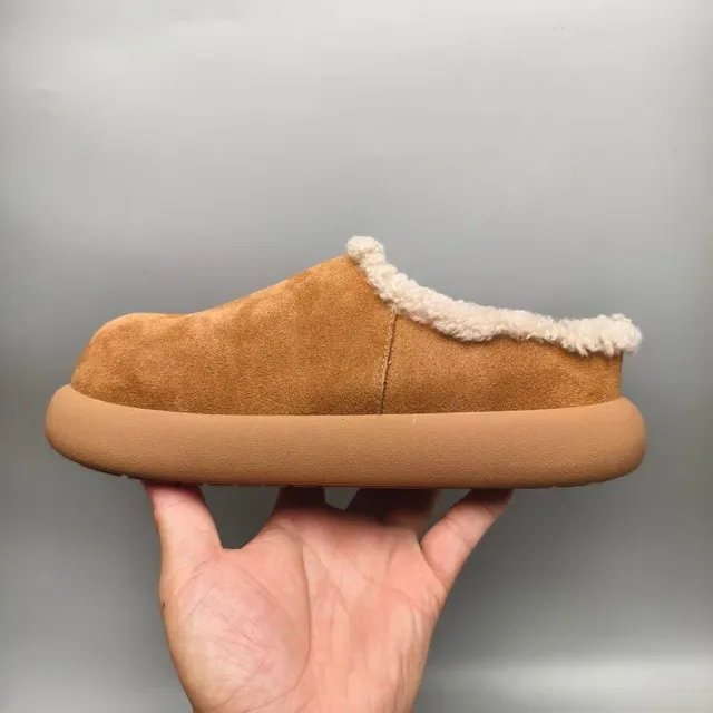 Sapato casual de camurça com forro de shearling, plataforma chunky, slip-on, cor tan 7