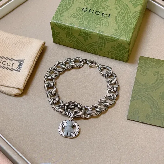 Twisted Rope-Link Enamel Bear Charm Bracelet 6