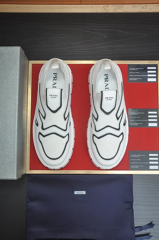 White Black Slip-On Platform Sole Sneakers 5