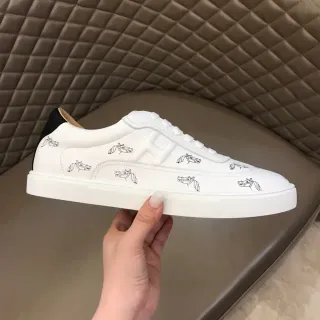 White Horse-Print Low-Top Lace-Up Sneaker