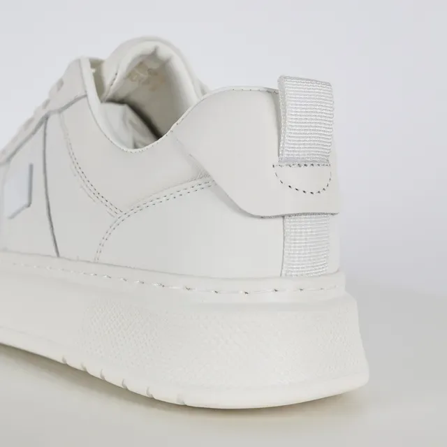 Zapatillas Blancas con Suela Plataforma Panelada de Bajo 4