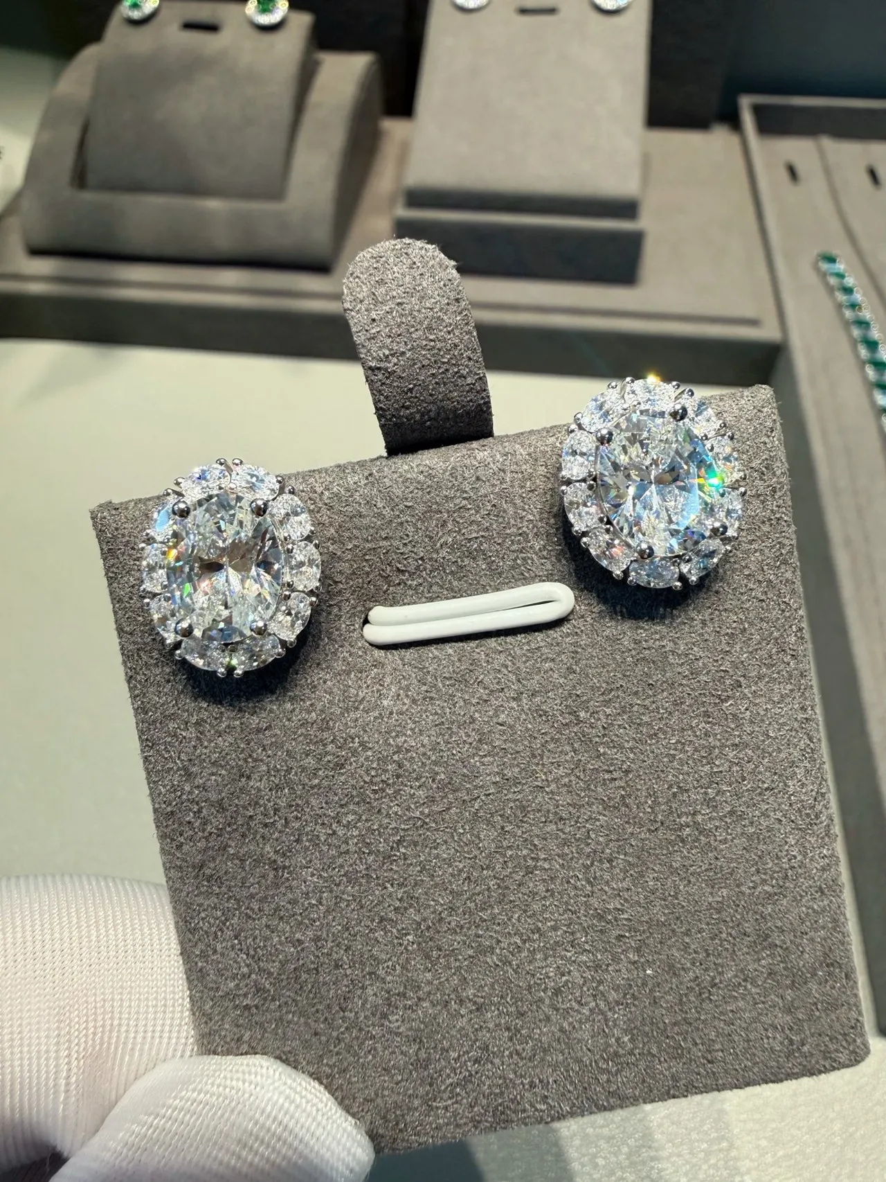 White Silver Oval-Cut Center Stone Halo Setting Earrings 8