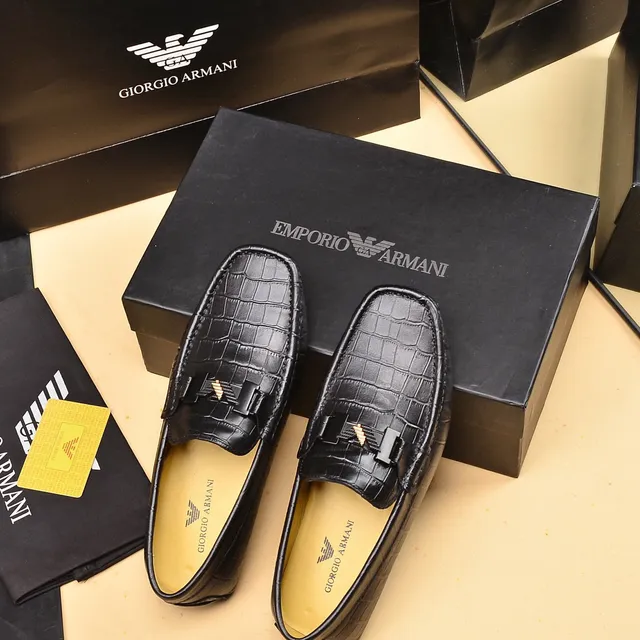 Giorgio Armani Mocasines de cuero con estampado de cocodrilo y hebilla 3