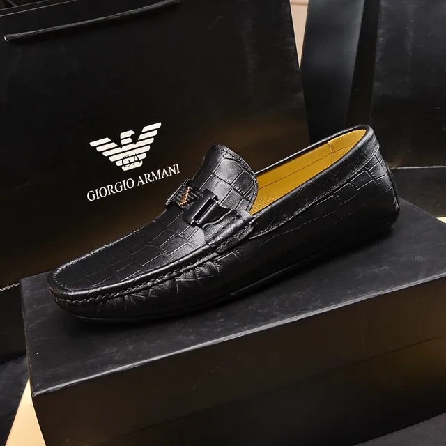Giorgio Armani Mocasines de cuero con estampado de cocodrilo y hebilla 5