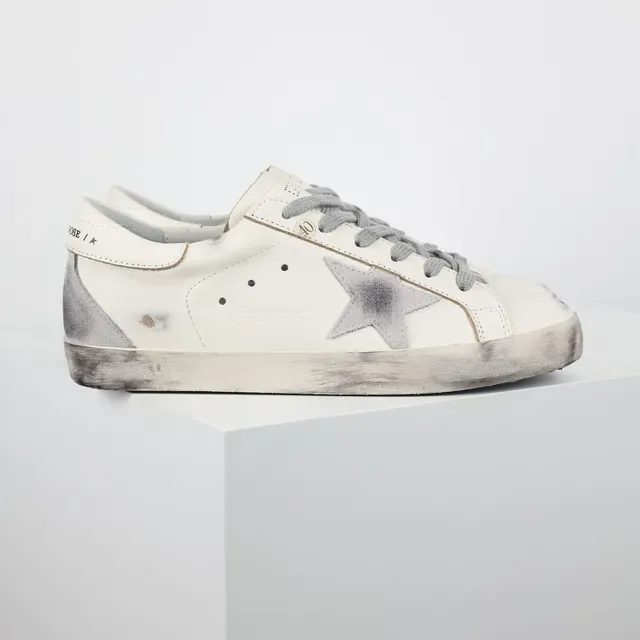 Golden Goose Superstar حذاء رياضي أبيض جلد نمط حياة مُعَرّس 3