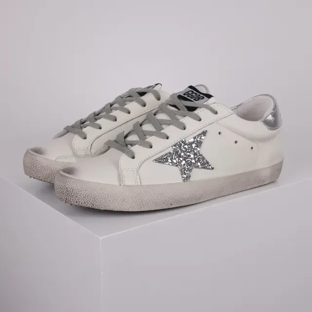 Golden Goose Superstar Off-White नجم لامع حذاء رياضي أسلوب حياة 2