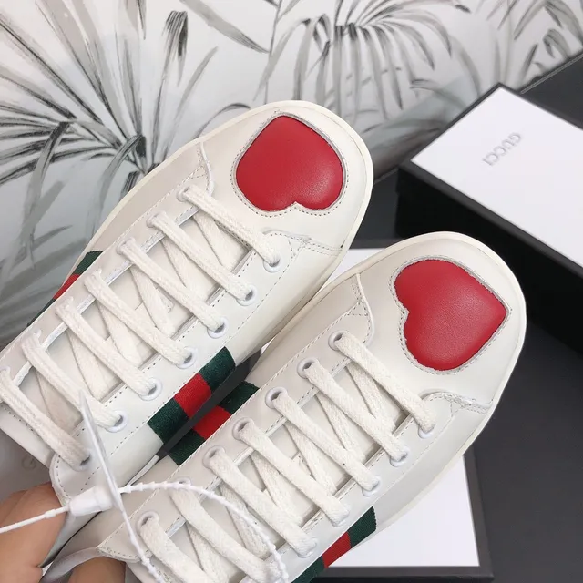 Gucci Ace Heart White Green Red Web Stripe Lifestyle Sneakers 4