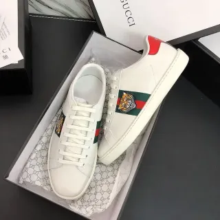 Gucci Ace Tiger Web Stripe Zapatillas Lifestyle de Cuero Blanco