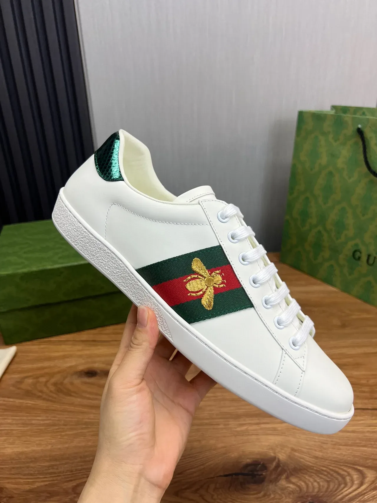 Gucci Ace White Red Green Web Stripe Bee Embroidery Lifestyle Sneakers 7