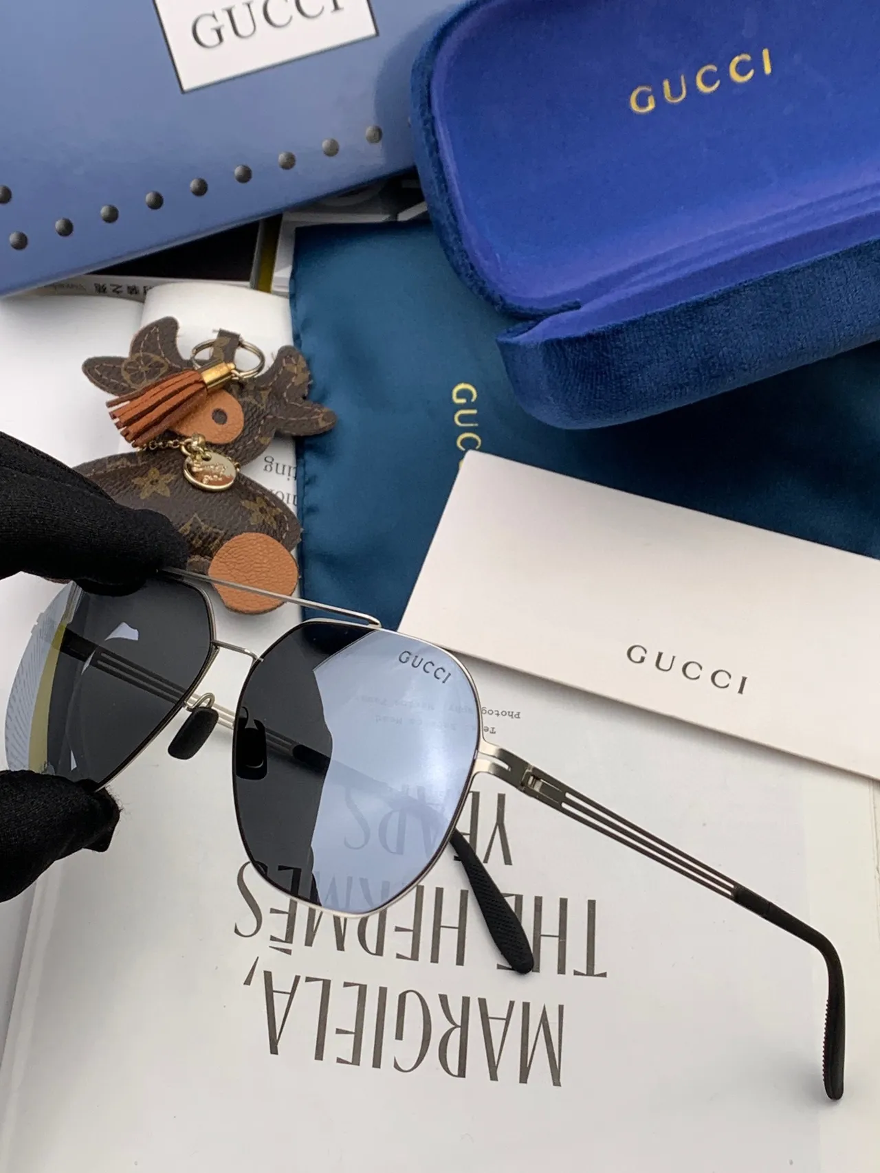 نظارات شمسية Gucci ستايل أفياتور إطار معدني أسود عدسة تدرجية 9
