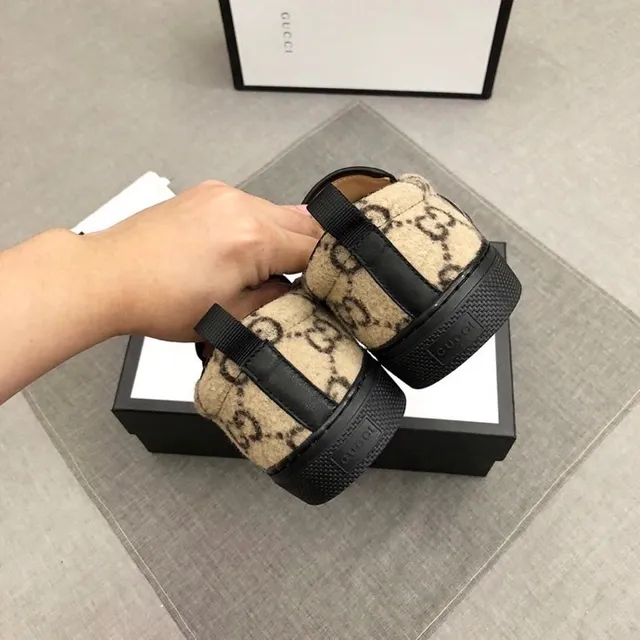 Gucci Bege Preto GG Monograma Lona Slip-On Mocassim 3