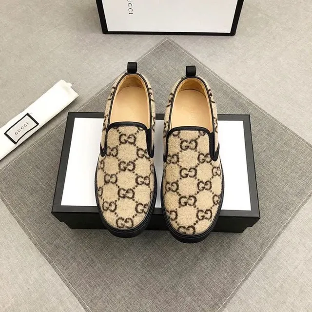 Gucci Bege Preto GG Monograma Lona Slip-On Mocassim 4