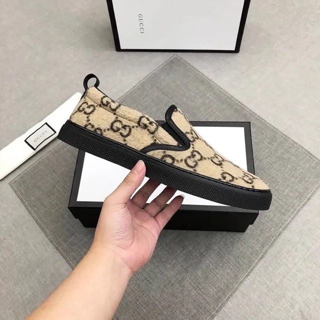 Gucci Bege Preto GG Monograma Lona Slip-On Mocassim 7