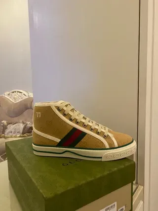 Gucci بيج أخضر GG Monogram كانفاس تفاصيل الشرائط الشبكية حذاء رياضي أسلوب حياة 2