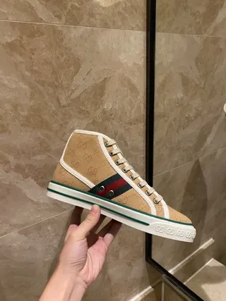 Gucci بيج أخضر GG Monogram كانفاس تفاصيل الشرائط الشبكية حذاء رياضي أسلوب حياة 9
