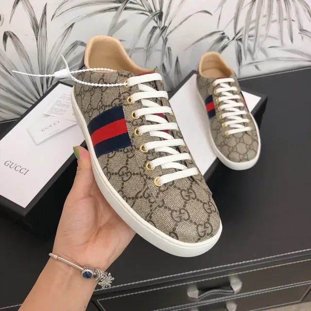 Gucci بيج أحمر GG Supreme كانفاس تفاصيل الشبكة والشريط أسلوب الحياة حذاء رياضي 3