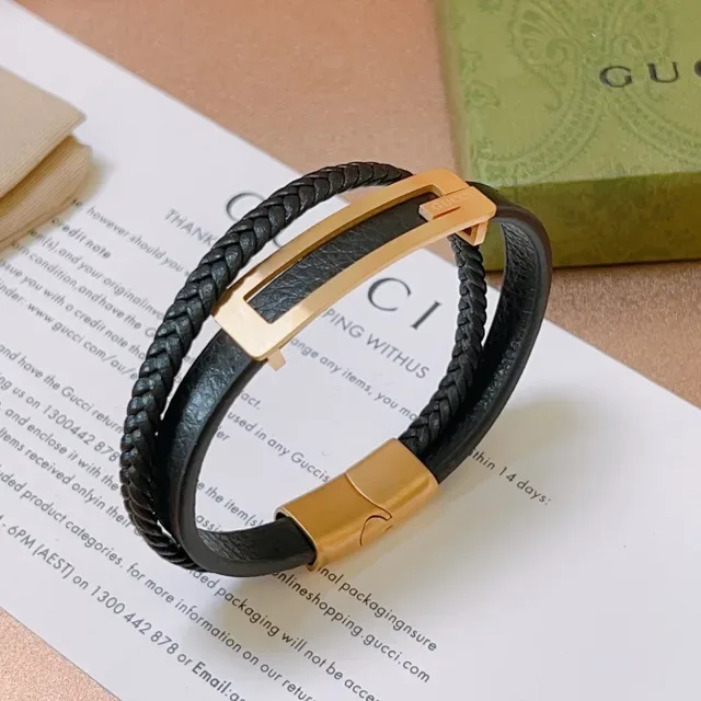 Bracelete Gucci Couro Trançado Preto Placa Tom Dourado 8