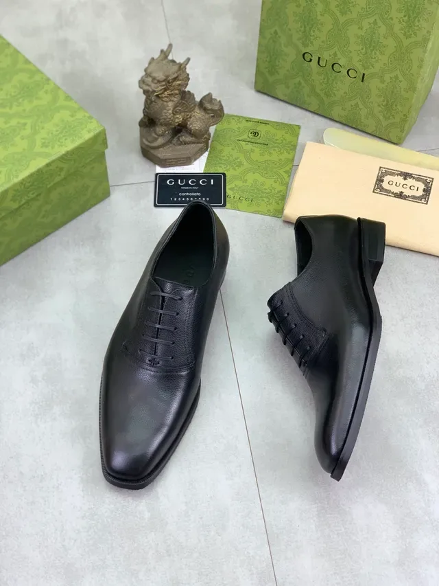 Gucci Black Pebbled Leather Cap-Toe Oxford Shoes 5