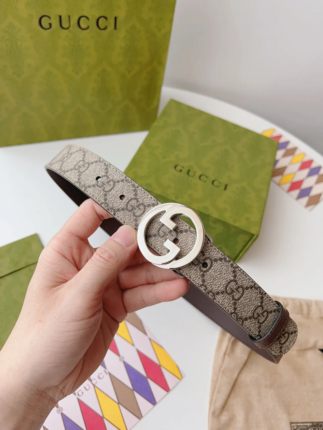 Gucci بني بيج Interlocking G بكل GG Monogram كانفاس جلد حزام 8