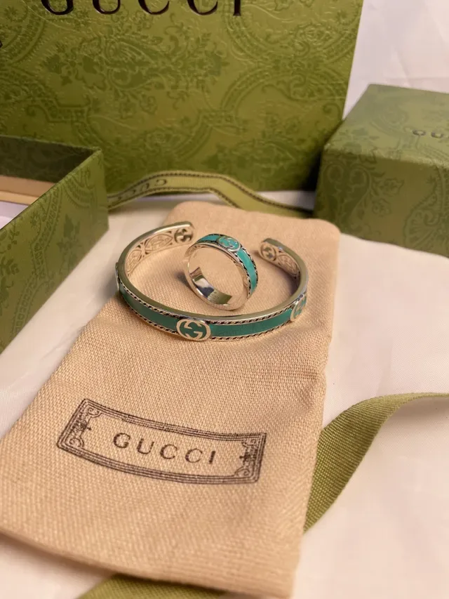 Gucci Pulseira Motivo Olho Gravado Dourado 3