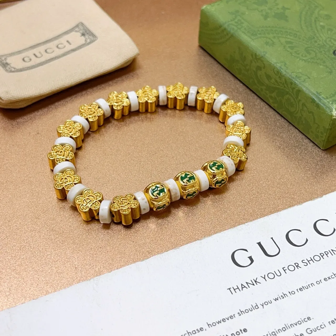 Gucci GG سوار خرز ذهبي أخضر معدني حجر أبيض 3
