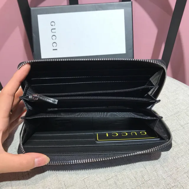 Gucci GG Marmont Preto Embossado GG Carteira Longa 3
