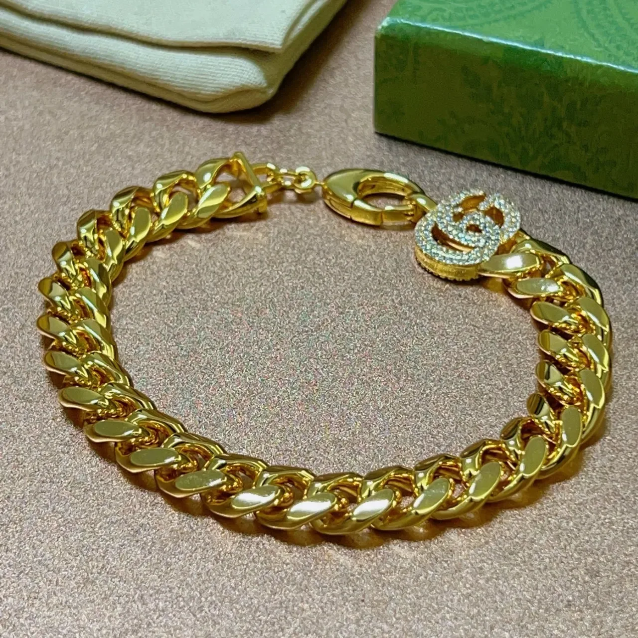 Gucci GG Marmont সোনালি Pavé ক্রিস্টাল Curb-Link ব্রেসলেট 2