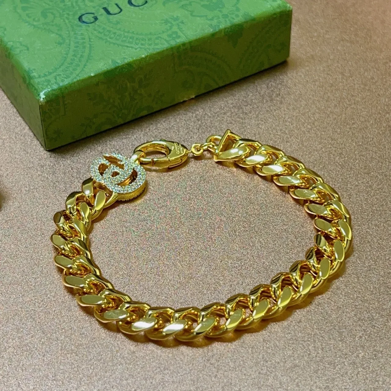 Gucci GG Marmont সোনালি Pavé ক্রিস্টাল Curb-Link ব্রেসলেট 5