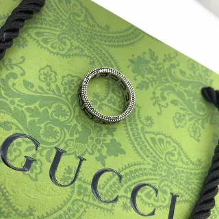 Gucci GG Marmont 绿色银色珠边希腊钥匙图案戒指