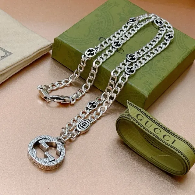 Gucci GG Marmont Interlocking G Crystal Pendant Necklace 8