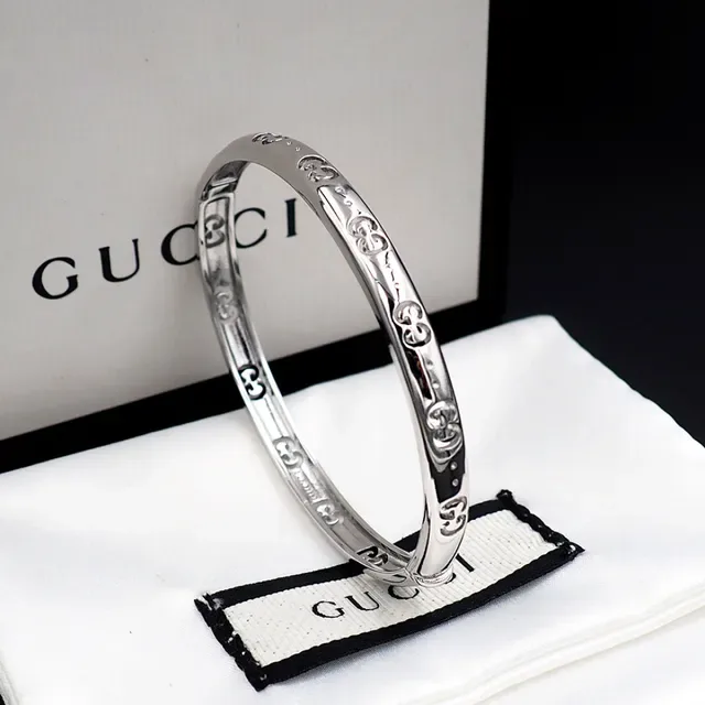 Pulsera Gucci GG Marmont G entrelazada de plata 6