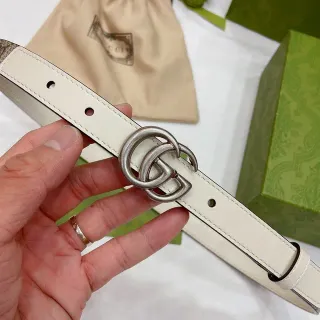 Gucci GG Marmont Off-White चमड़े की बेल्ट
