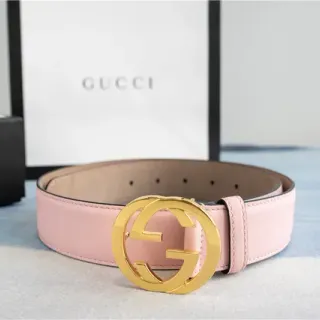 Gucci GG Marmont गुलाबी चमड़े की बेल्ट