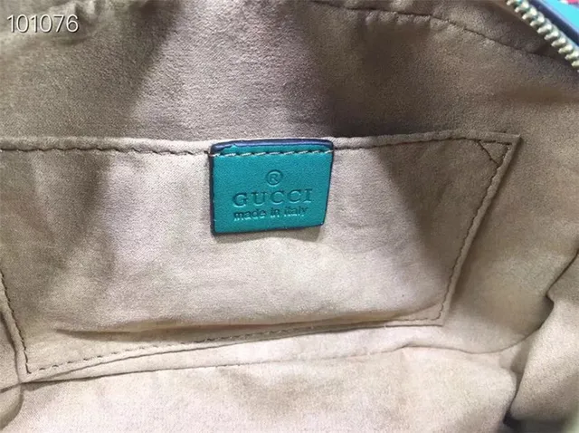 Gucci GG Marmont 绗缝 Chevron 尘粉色链条包 10