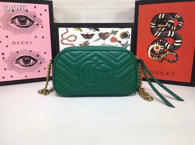 Gucci GG Marmont 绗缝 Chevron 尘粉色链条包 13