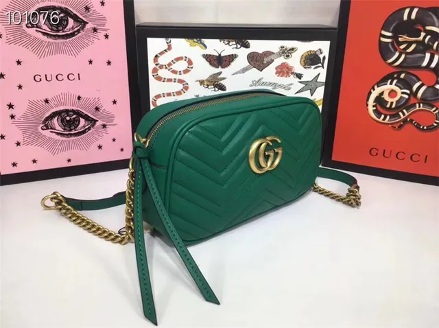 Gucci GG Marmont 绗缝 Chevron 尘粉色链条包 14