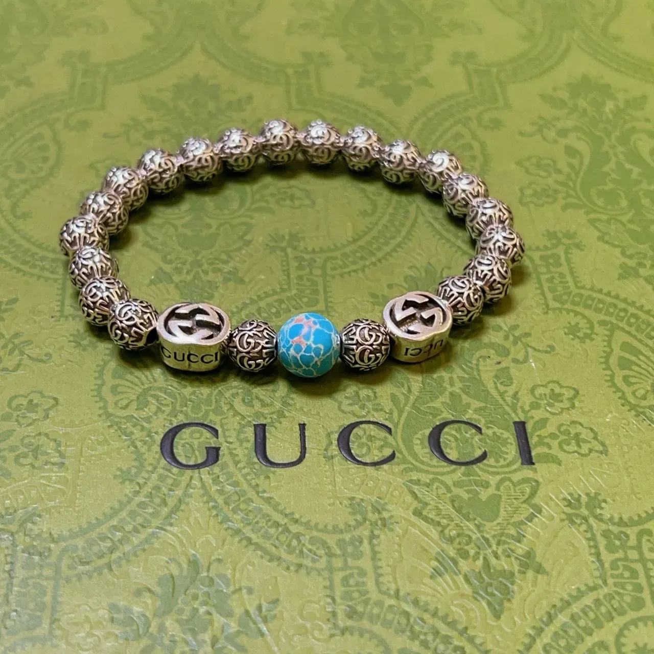 Gucci GG Marmont Pulseira de Metal Filigrana Beadada Prata Azul 3