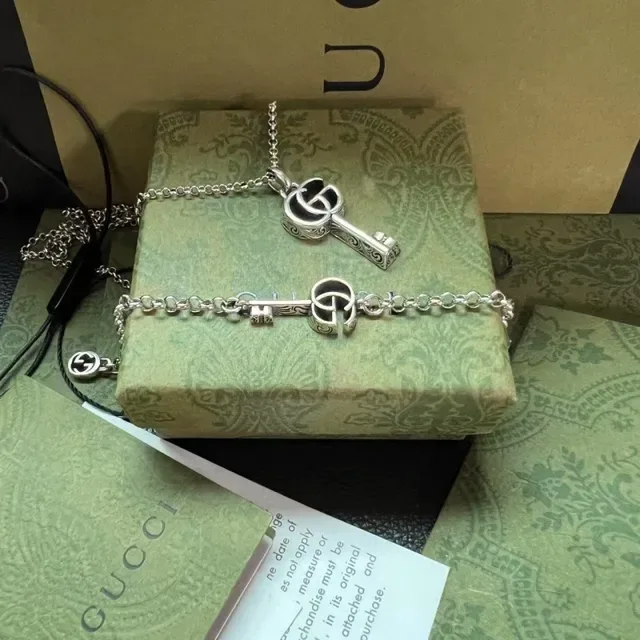 Gucci GG Marmont Silver Gold Key-Shaped Pendant Interlocking Double-G Logo Necklace 2