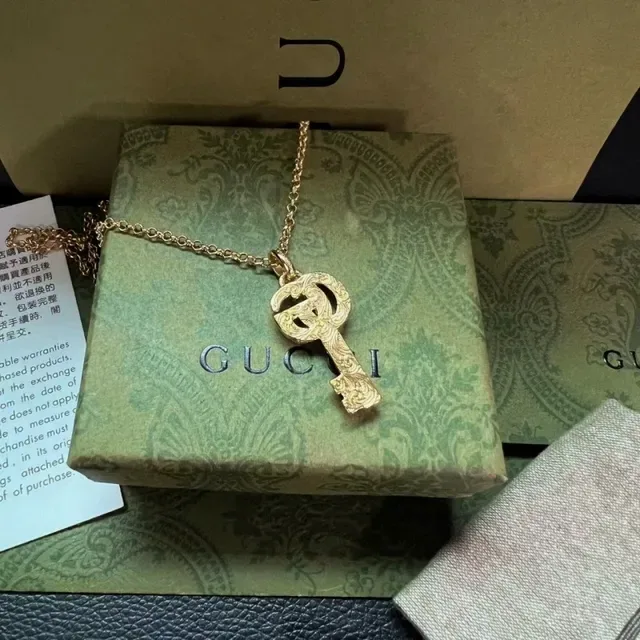 Gucci GG Marmont Silver Gold Key-Shaped Pendant Interlocking Double-G Logo Necklace 6