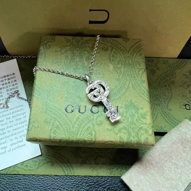 Gucci GG Marmont Silver Gold Key-Shaped Pendant Interlocking Double-G Logo Necklace 8
