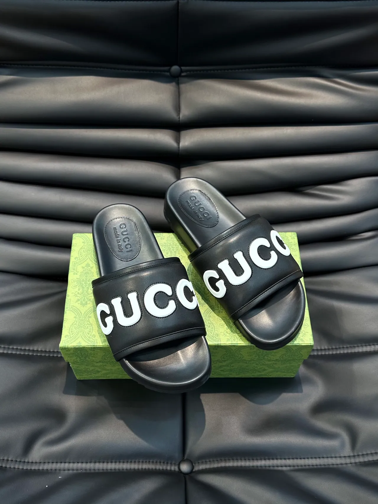 Gucci 绿色 红色 Logo-Strap 模制足床 拖鞋 10