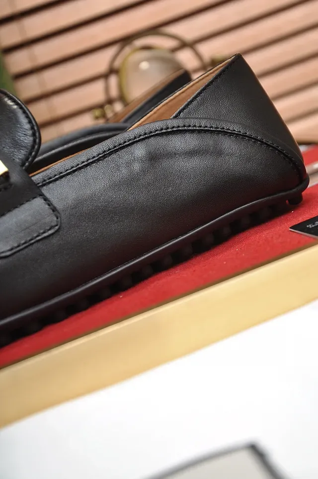 Gucci Horsebit 1955 काली चमड़ी सोने की पट्टी लूफर 2