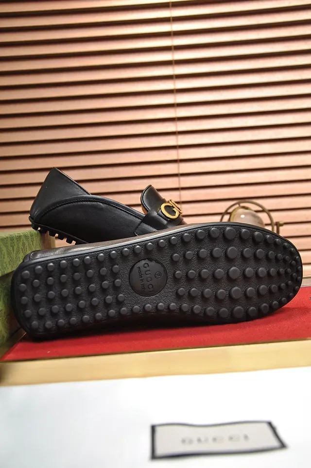 Gucci Horsebit 1955 काली चमड़ी सोने की पट्टी लूफर 3