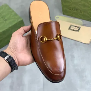 Gucci Horsebit 1955 حذاء لوافر جلد بني مع Horsebit